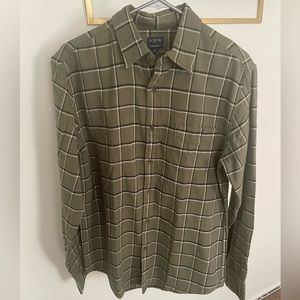 NWT J Crew Factory men’s green light flannel 🍀 size m
